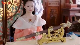 Quý Phi Thị Uy Sức Mạnh Của Báo Kiếm Do Hoàng Thượng Ban | Long Phượng Quán Truyền Kỳ