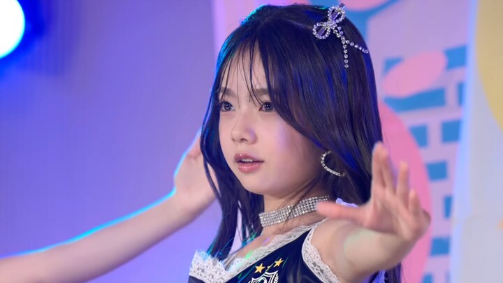 [Panggung][4K] Reina Ini seharusnya sudah bisa dianggap sebagai lagu klasik, kan?