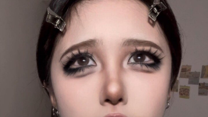 แค่ความดาร์กป่วยจิตชวนฟินนี่แหละ!