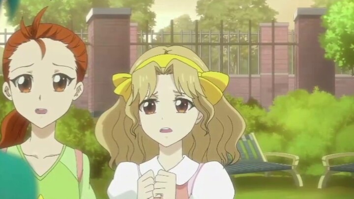 รหัสกลุ่มดาวปรากฏขึ้นหลายครั้งใน Dream Melody