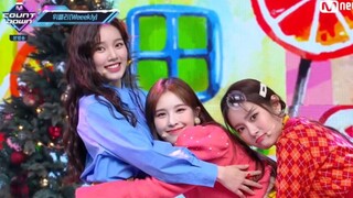 2020MAMA最佳女新人Weeekly翻跳TWICE《Heart Shaker》201224MCD圣诞特辑