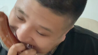 虎哥挑战老八要做美食家