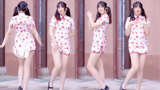 The vertical screen is more exciting~ The cheongsam girl is the cutest ovo