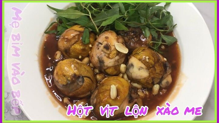 Cách làm hột vịt lộn xào me ngon và đơn giản nhất tại nhà - Mẹ bỉm Vào bếp
