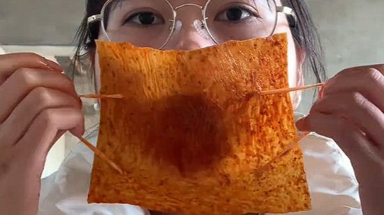 [Homo Sapiens TV] The Spicy Strip Mask Thing & the New Year Greetings Thing