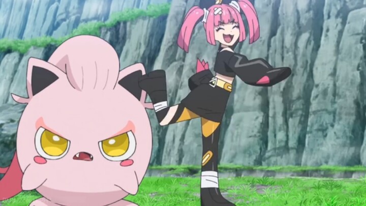 The talented music girl Sango plays Kasuga Shadow