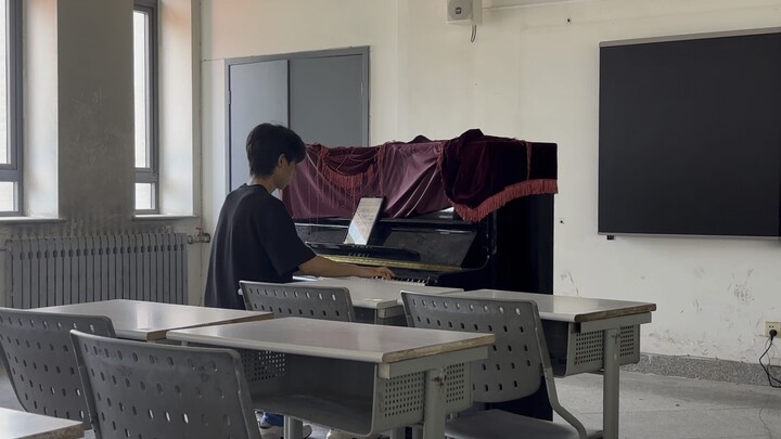 在音乐教室演奏6 《恶魔之子》钢琴版 进击的巨人片尾曲片段 A叔版 Animenz