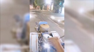 今日无事，勾栏听曲！