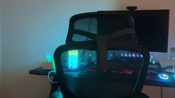 Aku benar-benar nggak tahan sama lelaki banci.