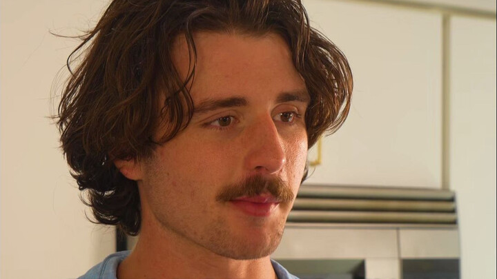 Kebenaran di Balik Persahabatan