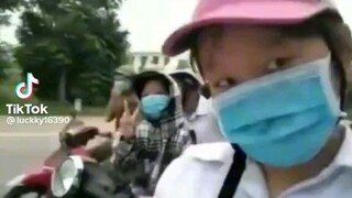 Thanh niên số hưởng gặp đúng idol toptop