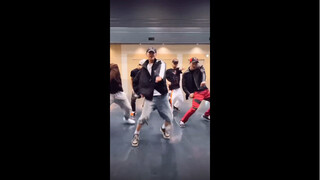 لا عجب أنه رئيس السلطة! هذه القوة، ودقة التفاصيل المُستعادة، مع لمسة خاصة به.