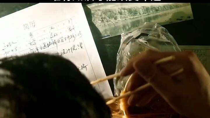 Vẫn phải đọc nhiều sách hơn, vì tri thức thay đổi số phận – câu này hoàn toàn đúng.