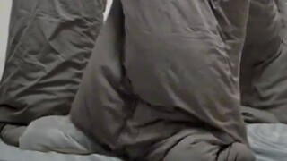 Let people who don't listen to kpop guess which one is the original choreography