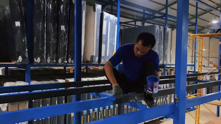 Orang Indonesia Murah Senyum :)
