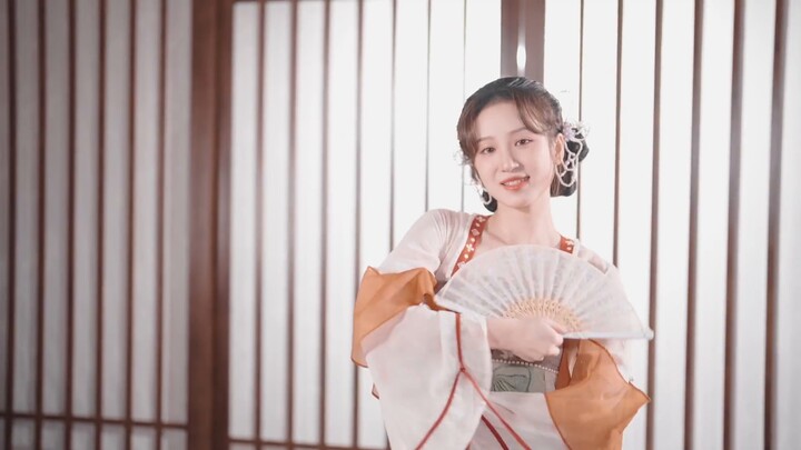 Wearing a green skirt, would you like to dance for you? 丨【Broken Branches and Flowers Full of Clothe