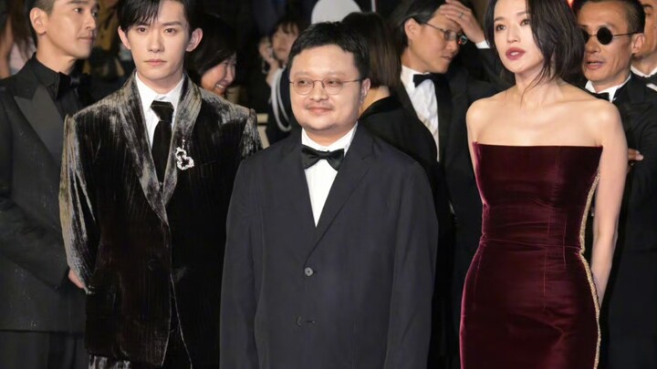 เธอจะไม่แก่ลงเลยเหรอ? ในที่สุดก็ได้เห็นต้าฮวาหวนคืนพรมแดงเมืองคานส์อีกครั้งแล้ว!!