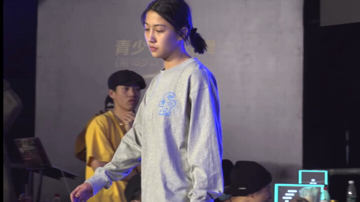 "Sầu nhìn đẹp và nhảy rất thoải mái" - Xi Jiaqi bán kết dự án hiphop của Cuộc thi Siêu vũ công CSD v