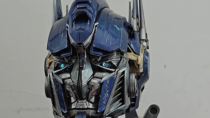 Optimus Prime's head is finished, and there is a voice demonstration at the end of the video