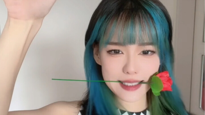 แฟนสาวแบบจำกัดเฉพาะเทศกาลชีซีจะอยู่เป็นเพื่อนคุณ รับไลก์ได้ที่โหนด