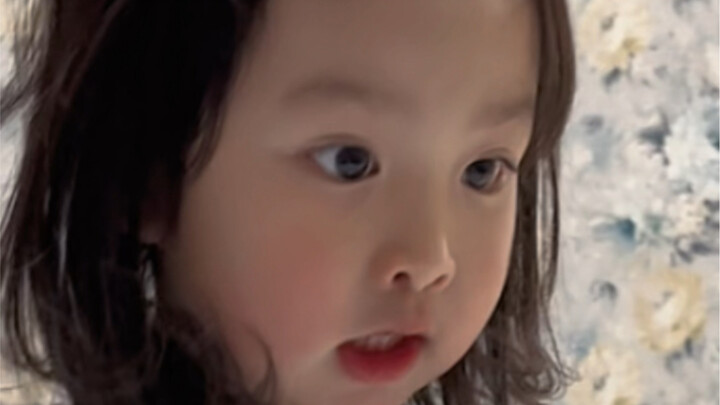 These two probably had a grudge in their previous life, so they became father and daughter in this l