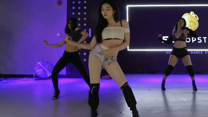 一支取悦女性的作品