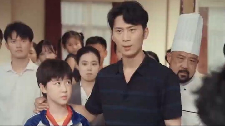 หนุ่มย้อนเวลากลับไปเป็นเด็ก! ใช้ความทรงจำช่วยพ่อไม่ให้ล้มละลาย สร้างชีวิตใหม่จนรวยทั้งครอบครัว!_ +++