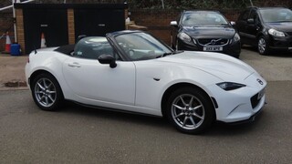 2015 Mazda MX-5 1.5 SE-L Nav - Start up and in-depth tour