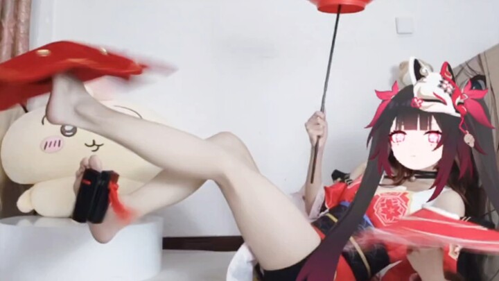 Cuộc sống chẳng dễ dàng, pháo hoa đến đây biểu diễn tài năng cho mọi người xem!