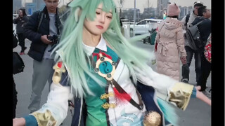 这藿藿被尾巴大爷附体了吧