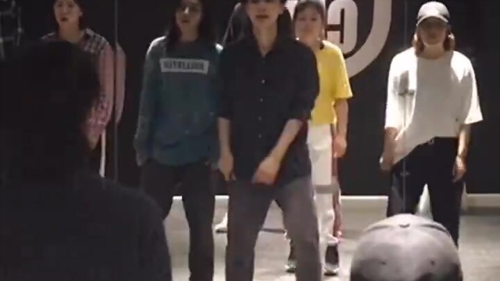 (Part 2) Chen Yi!!! Exclusive video!! I have never seen this before. This is a video that a Chen Yi 