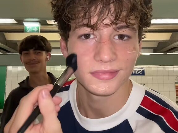 Do you really need makeup when you look like this?