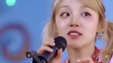 ก่อนที่โจวเซินจะโผล่มา ฉันนึกจริงๆ ว่าซ่งอวี่ฉีร้องถูกแล้ว ในแวดวงเพลง โจวเซินนี่คืออัจฉริยะตัวจริง