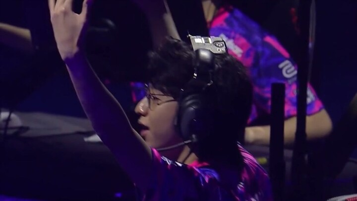 “การประยุกต์ใช้ท่าทางในนิยายอีสปอร์ตให้เป็นรูปธรรม”