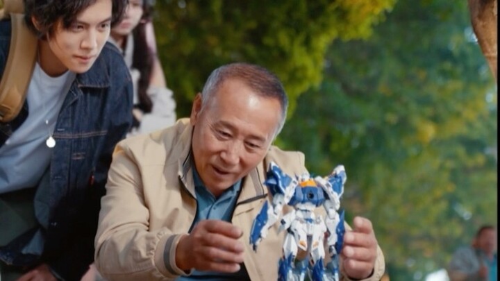 เกี่ยวกับปรมาจารย์หนังสือการ์ตูน Wang Zhanlanghao เทพต่อสู้สุดลิมิเต็ดในละครพื้นบ้าน (สินค้าของบริษั