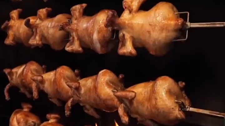 Let’s see how this delicious roast chicken is made!