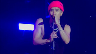 王嘉尔 《爱》（I love you 3000 Chinese Version）首唱现场 全场大合唱 太温柔了