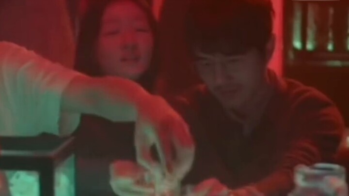 I can’t stop laughing. The current situation in the comment section of Ran Dong is that netizens are