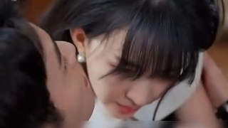 Gadis itu lihat tunangan brengseknya dengan selingkuhan hamil, cerai, lalu nikah