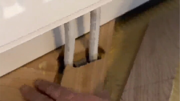 Tutorial Singkat: Cara Menangani Pipa Pemanas Saat Memasang Lantai