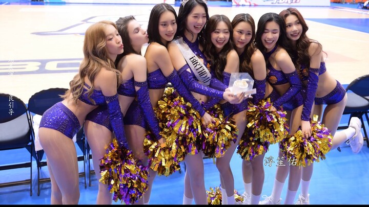 [Only Kids Have to Choose] Luxy Girls cheer squad in purple uniforms, photo shoot!
