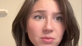 المعلم الأمريكي يُجنّ جنونه يوميًا بسبب رسائل البريد الإلكتروني من طلابه..