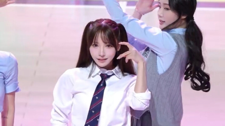 Taichung Formosa Dreamers cheerleading captain Yua Mikami’s halftime dance performance uniform is se