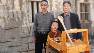 【DIY】Grandpa makes his grandson a sling as a toy!