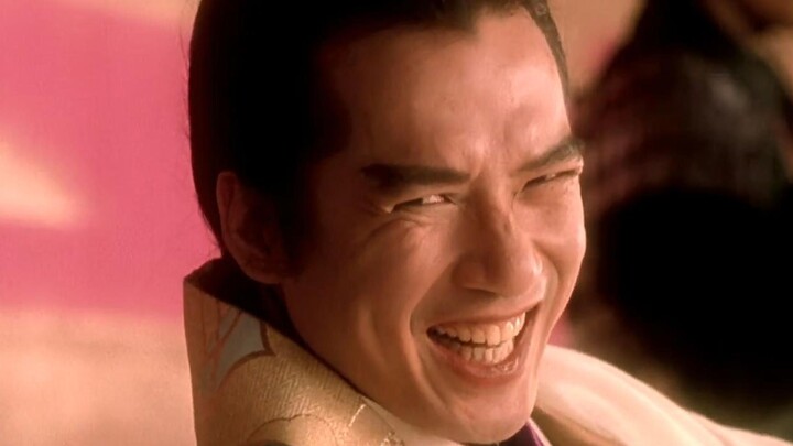 “Naskah khas dunia persilatan sehebat ini, sekali lihat berarti satu kalimat lagi berkurang!”