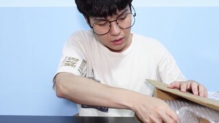 Directly start the road to becoming a king? Unboxing the 2400 yuan Kamen Rider Ultraman SHF lucky ba