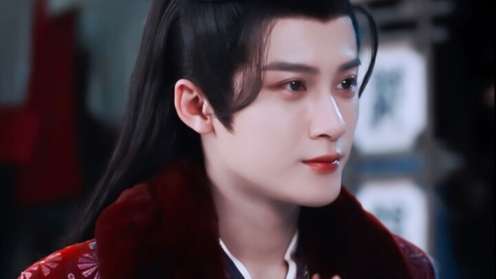 เซียงหลิวรับบทบาทนี้อีกครั้ง และรอยยิ้มของเขาก็เหมือนเดิมสองครั้ง...
