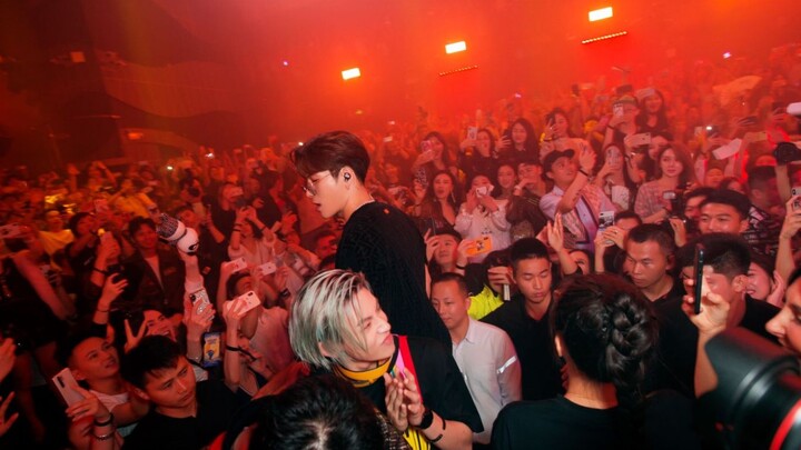 Fendi X Vương Gia Nhĩ: F IS FOR... VUI – Bữa tiệc thời trang & âm nhạc với màn trình diễn của Vương 