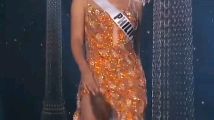 back to back miss universe Catriona gray(2018)