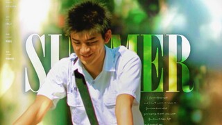 “ 太阳强烈，水波温柔。”